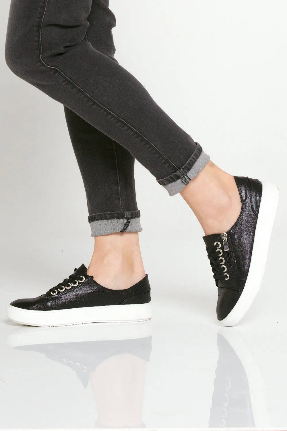 Cara Sneakers - Black Snake