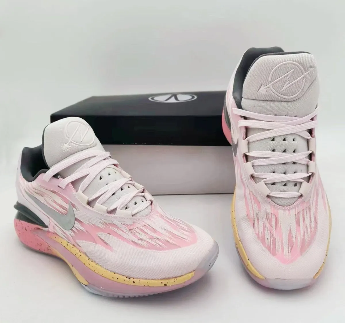 NIKE ZOOM G.T. CUT 2 x PEARL PINK