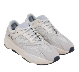 Yeezy Boost 700 Analog